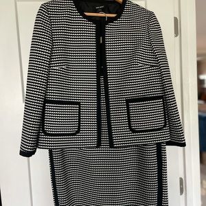 Nine West black and white suit